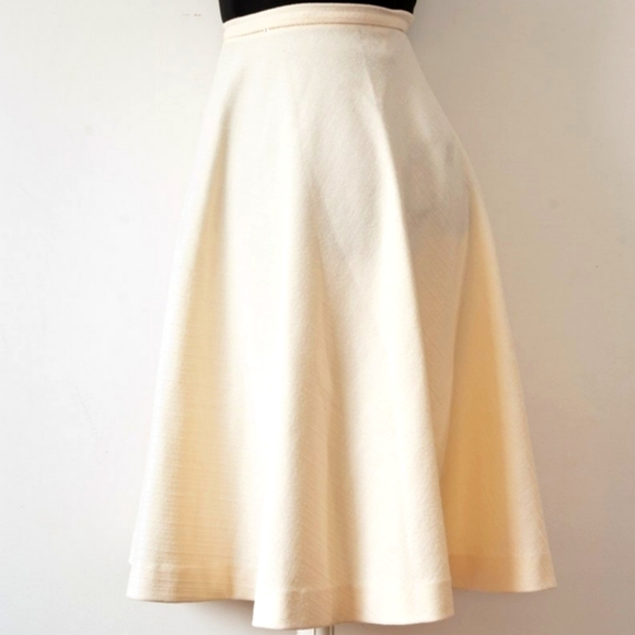 Cream Vintage skirt - Picture 3 of 4